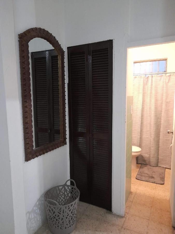 Hermoso Apartamento Frente Aeropuerto De Isla Verde San Juan Bagian luar foto